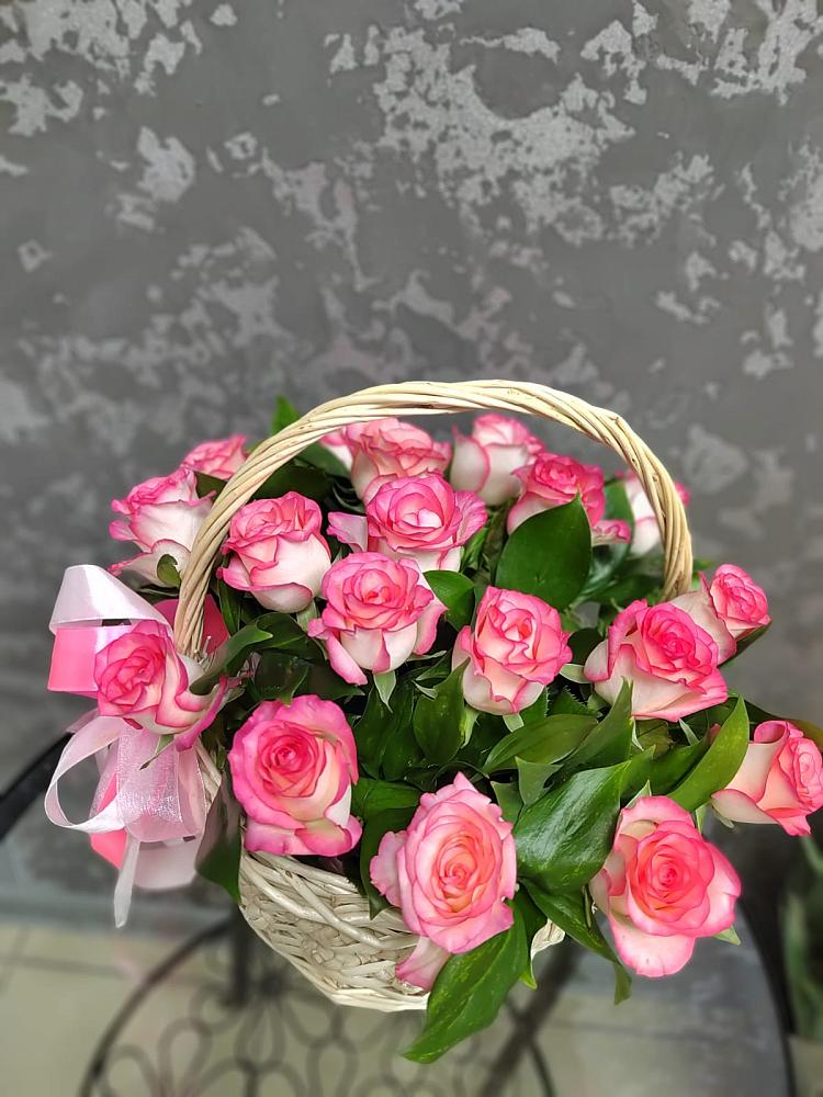 Цветочная композиция из Розы в корзине в Круглолесском