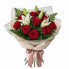 Букет цветов из:  Лилии и Розы в Круглолесском