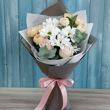 Букет цветов из:  Хризантемы и Розы в Круглолесском