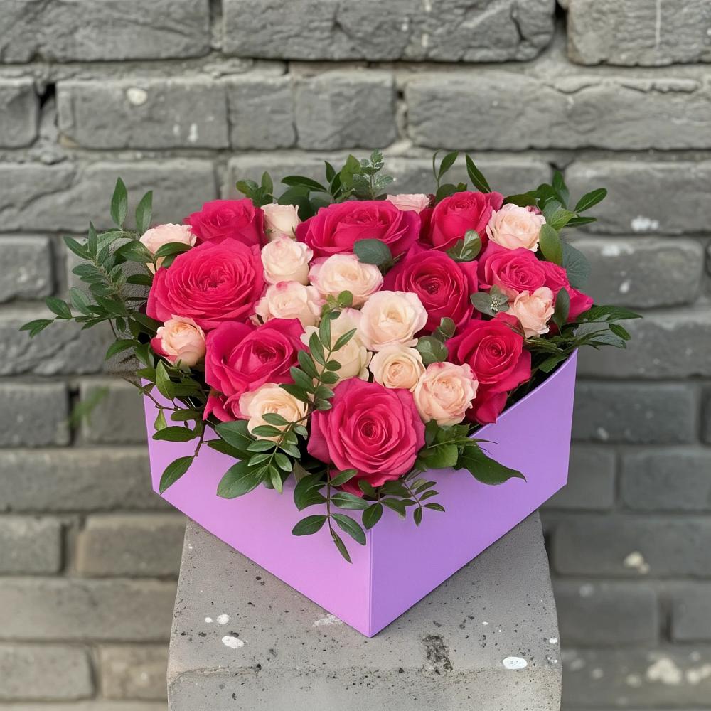 Цветочная композиция из Розы в коробке в Круглолесском