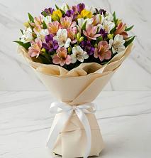 Букет цветов из:  Альстромерии в Круглолесском