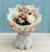 Букет цветов из:  Розы в Круглолесском