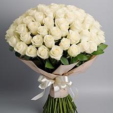 Букет 101 беля роза Белоснежка в Круглолесском