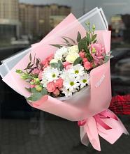 Букет цветов из:  Розы, Лизиантусы и Хризантемы в Круглолесском