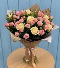 Букет цветов из:  Розы в Круглолесском