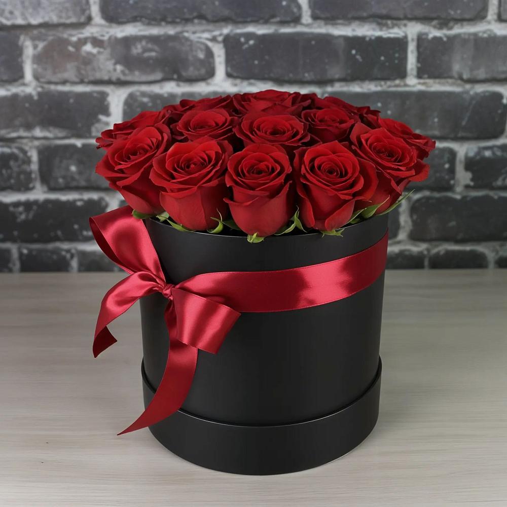 Цветочная композиция из Розы в шляпной коробке в Круглолесском